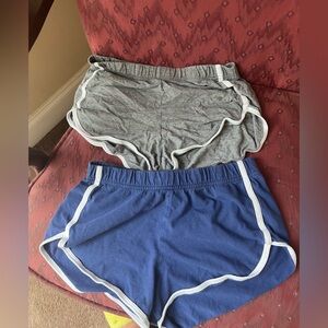 LIVE LOVE DREAM Shorts S